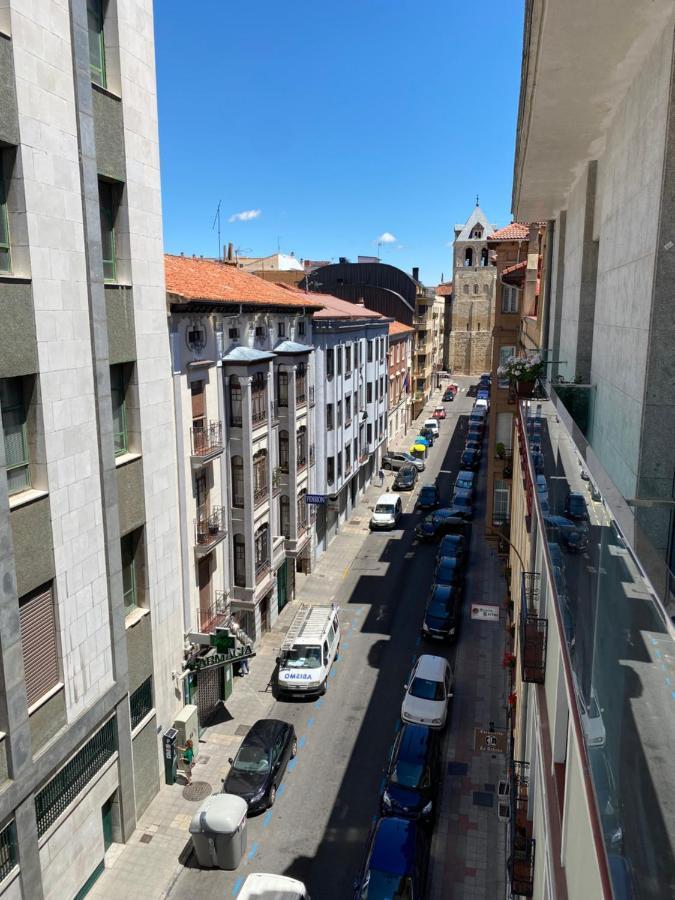 Maison San Isidoro - Garaje Y Wifi Gratuito León Exterior foto